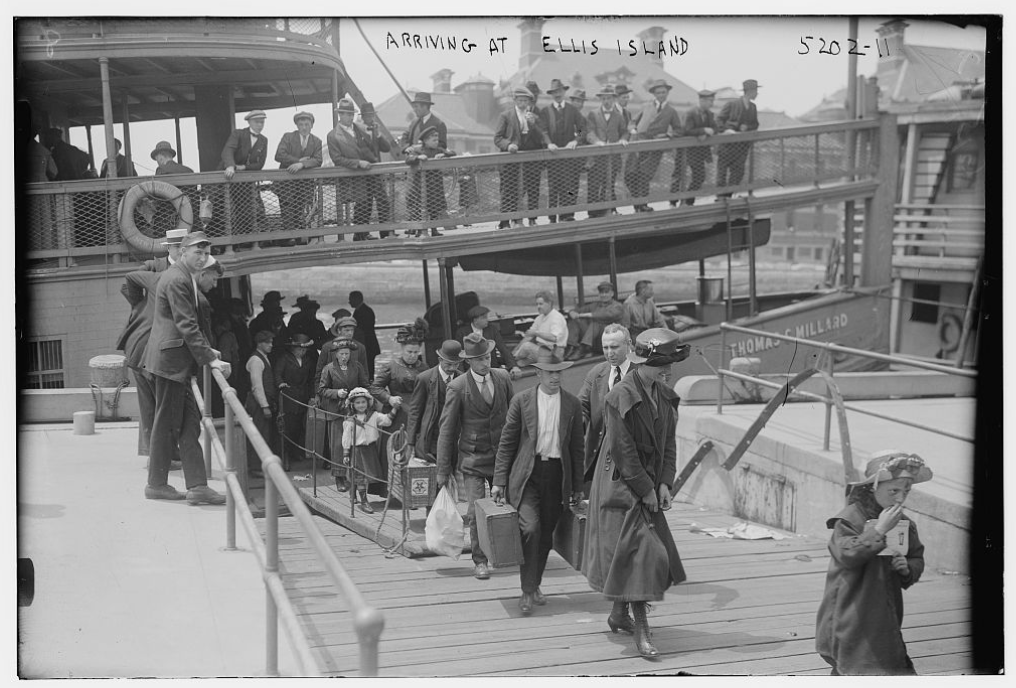 Immigrants arriving at Ellis Island, 1920